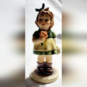 Hummel Figurine The Surprise Collector's Edition